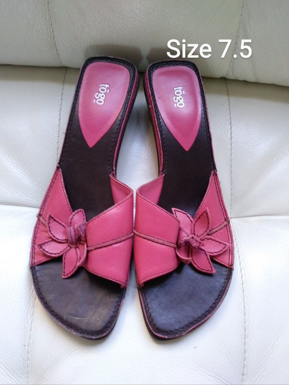 Tōgo Pink Leather Slide Mules with Floral Accent